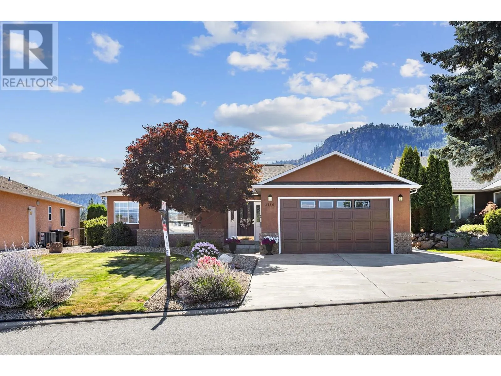 3786 Inglis Place