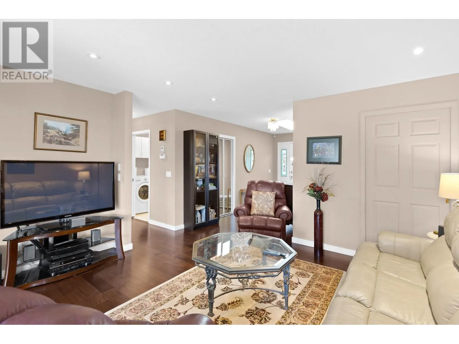 3786 Inglis Place