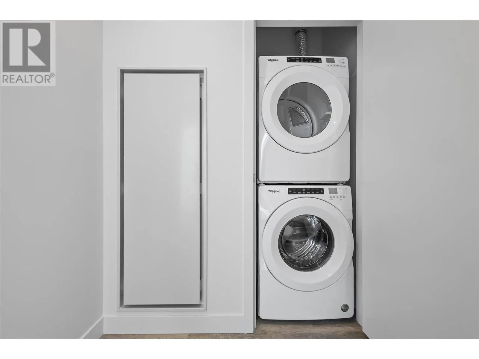 238 Leon Avenue Unit# 2207