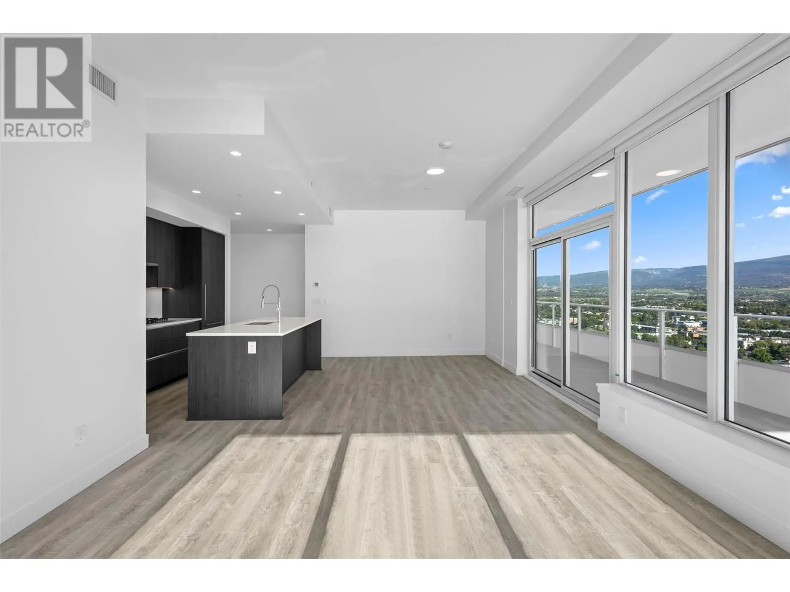 238 Leon Avenue Unit# 2207