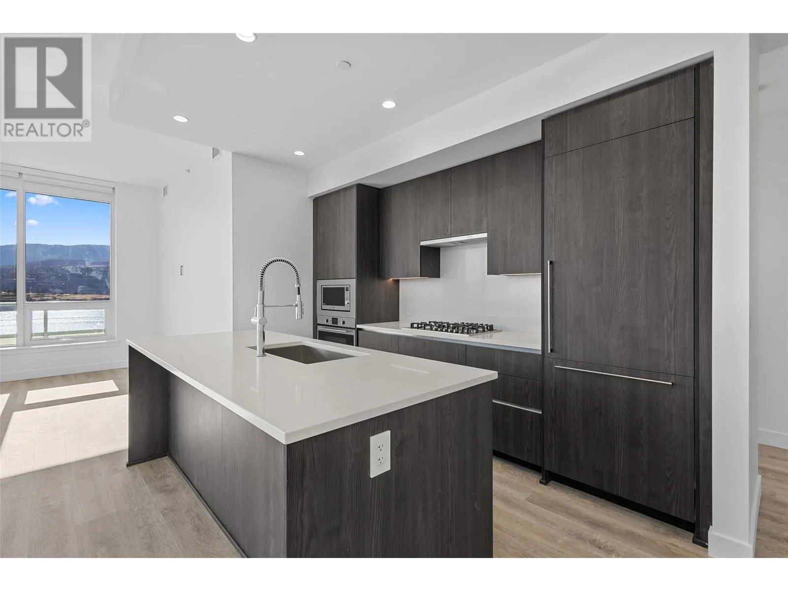 238 Leon Avenue Unit# 2207