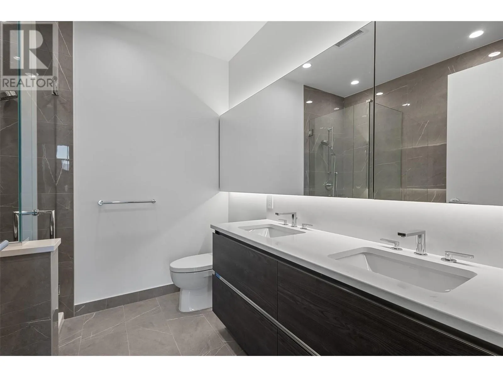 238 Leon Avenue Unit# 2207