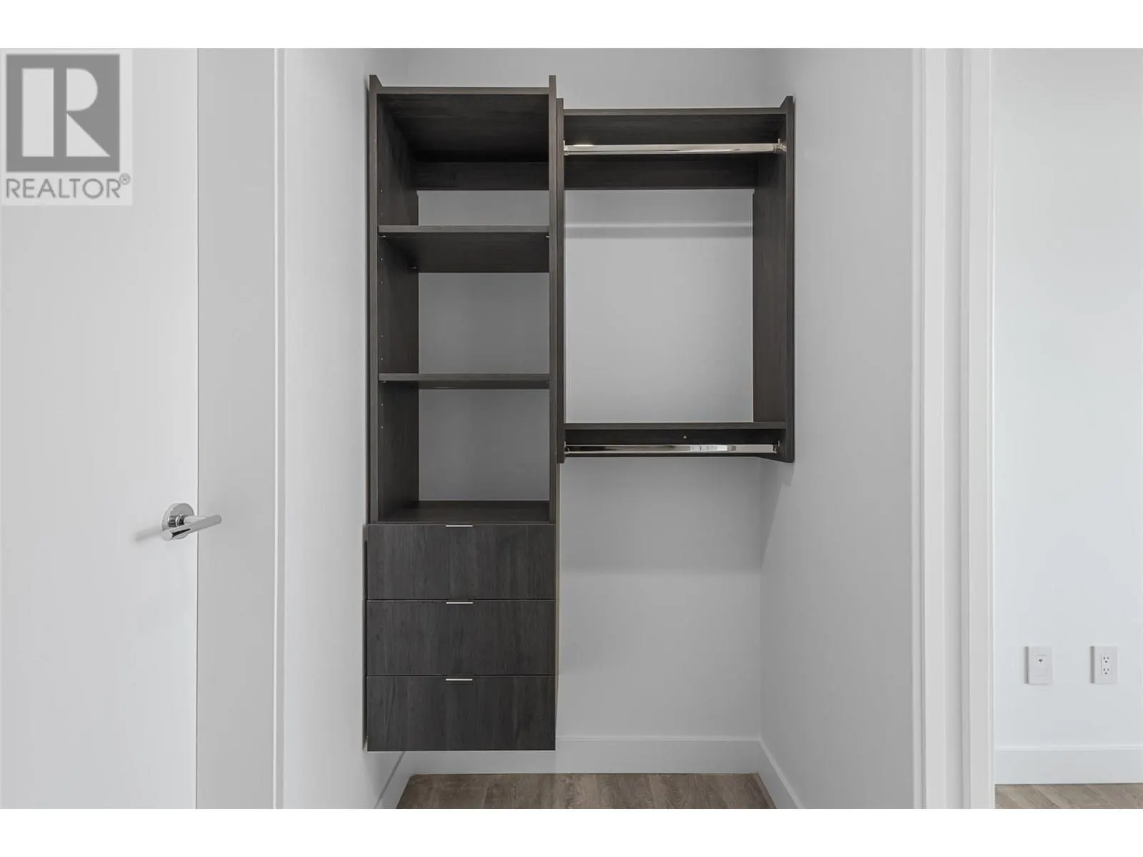 238 Leon Avenue Unit# 2207