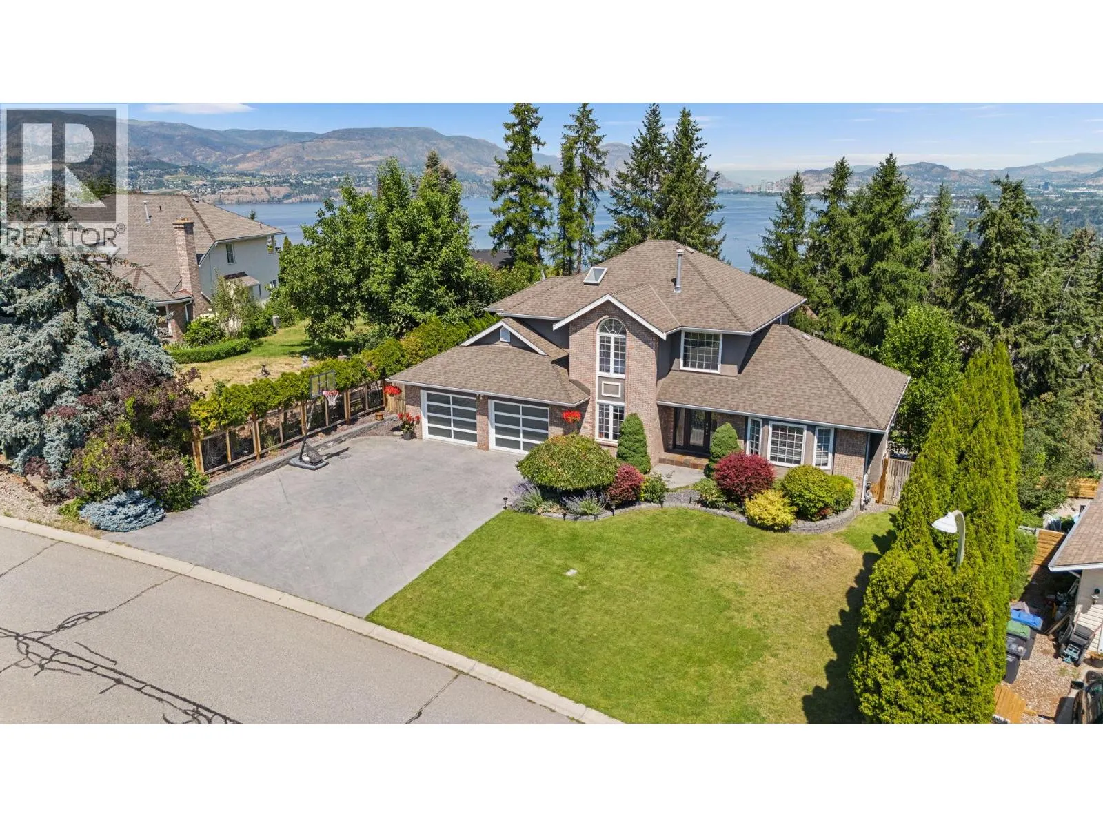 409 Curlew Drive
