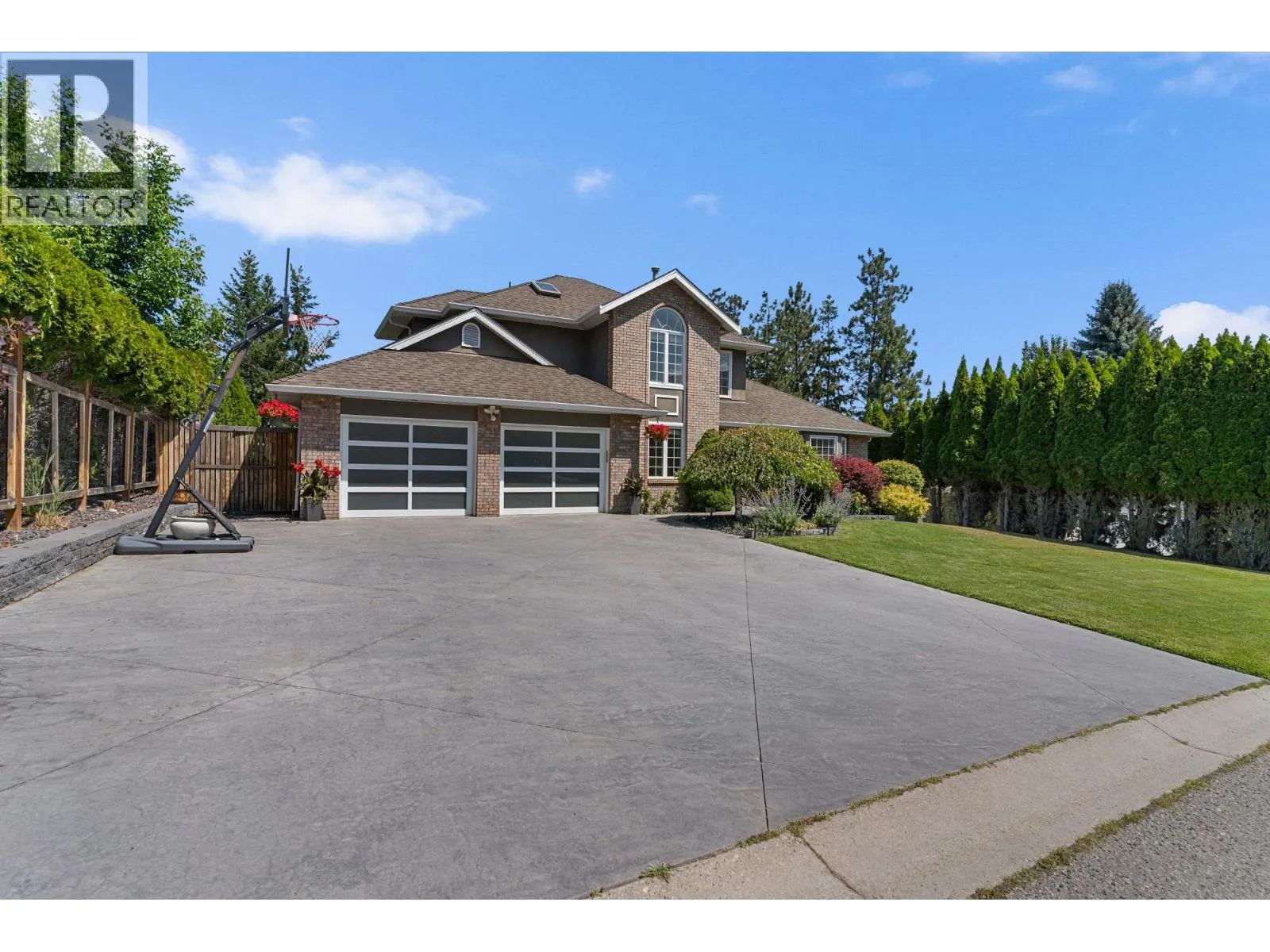 409 Curlew Drive