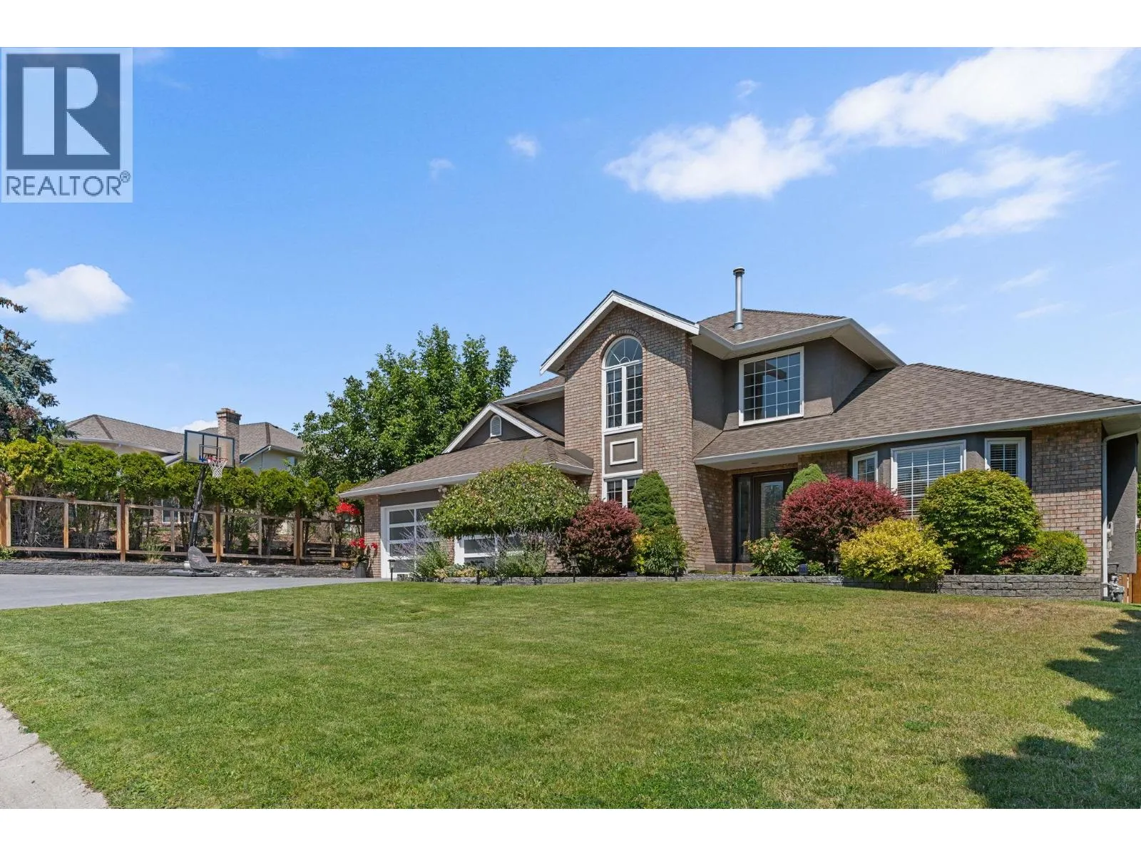 409 Curlew Drive
