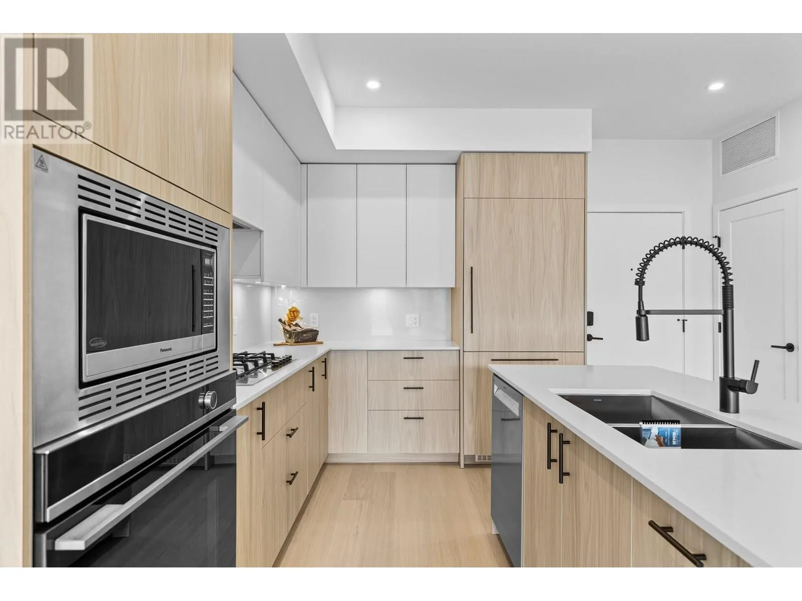 9654 Benchland Drive Unit# 409