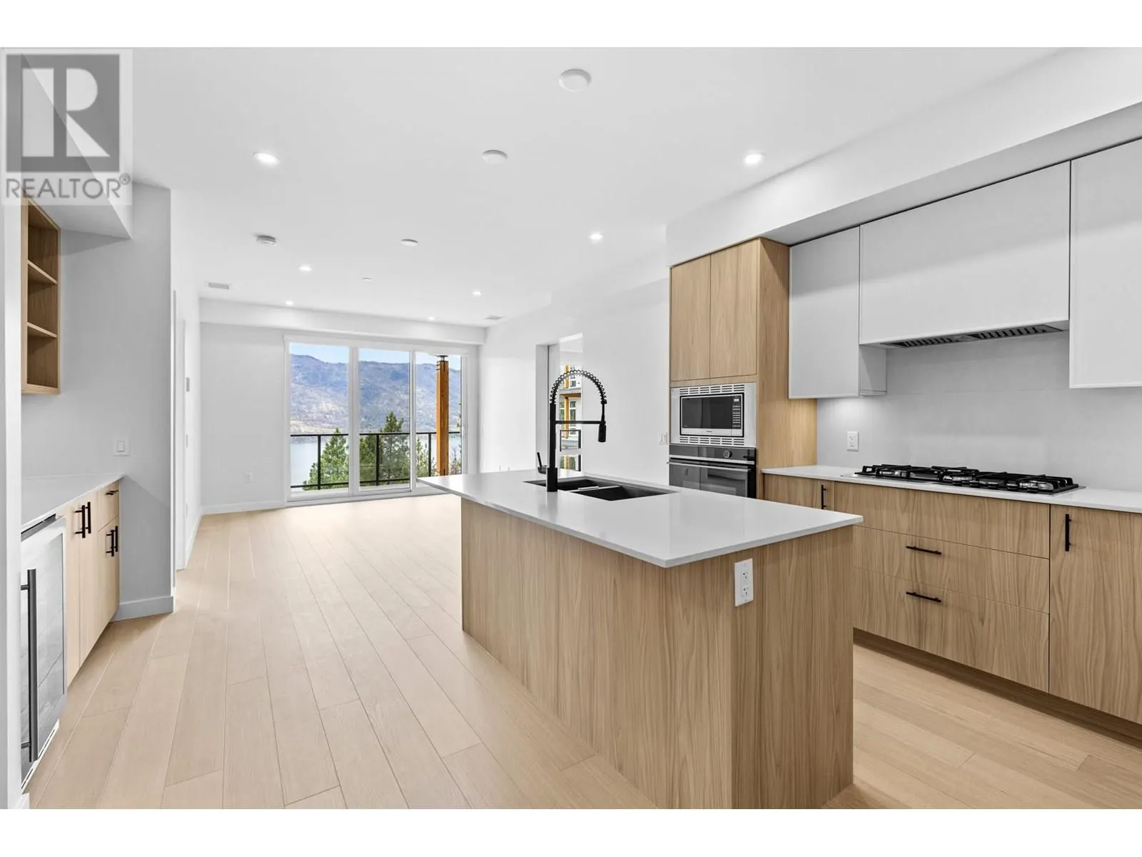 9654 Benchland Drive Unit# 409