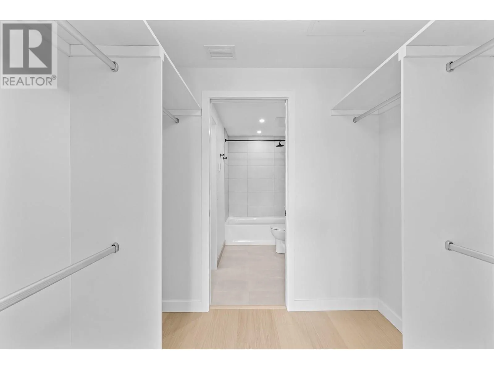 9654 Benchland Drive Unit# 409