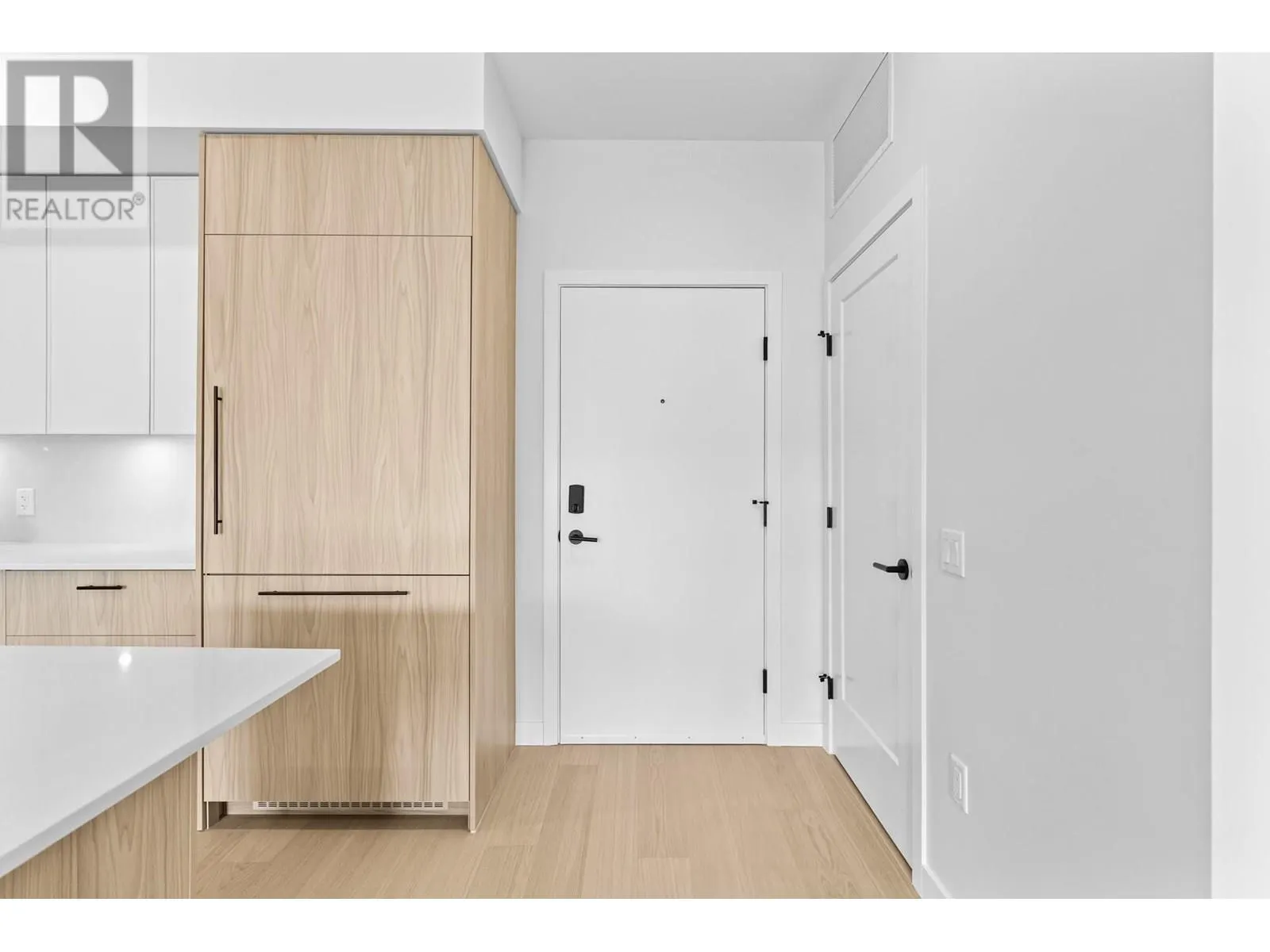 9654 Benchland Drive Unit# 409