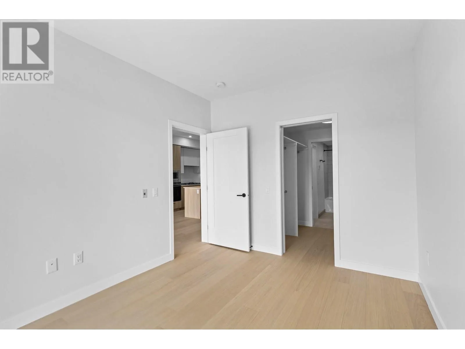 9654 Benchland Drive Unit# 409