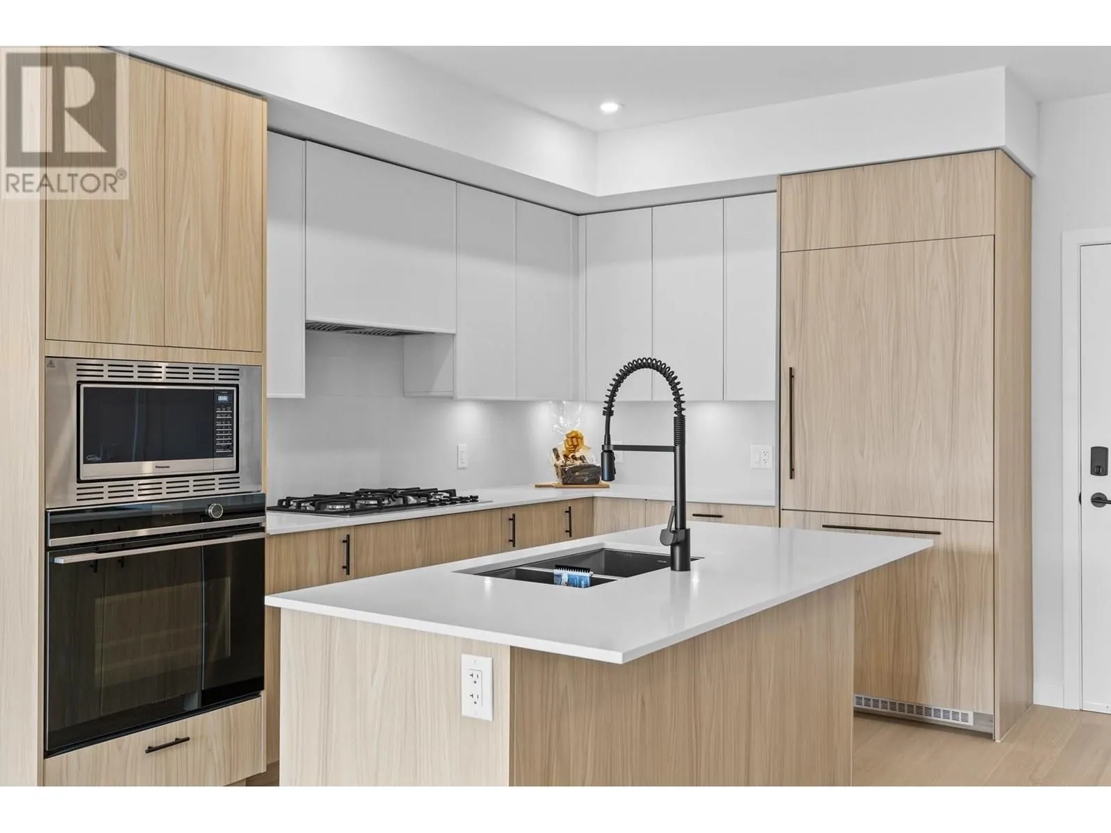 9654 Benchland Drive Unit# 409