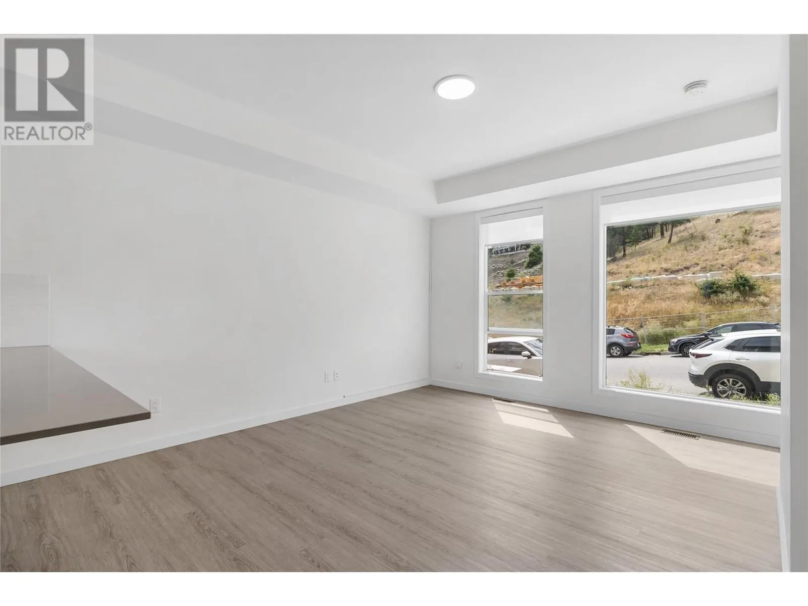 685 BOYNTON Place Unit# 6