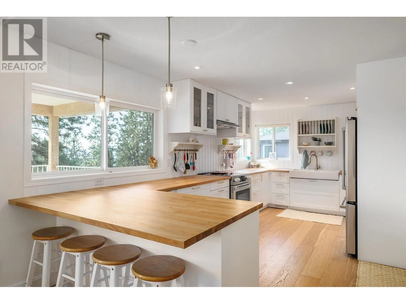 4607 Ponderosa Drive