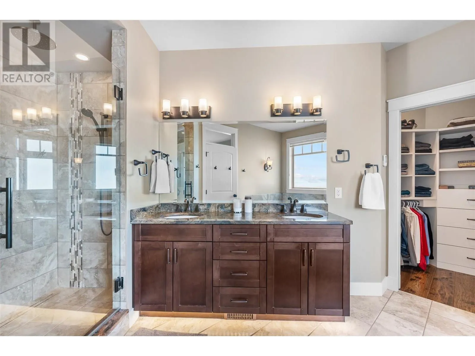 5090 Twinflower Crescent