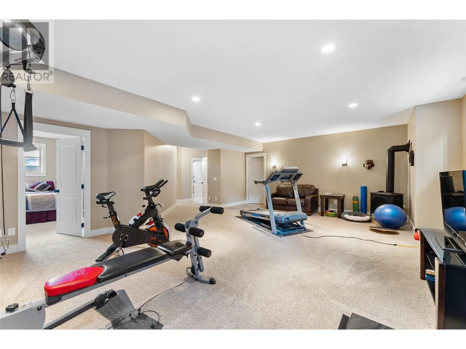 5090 Twinflower Crescent