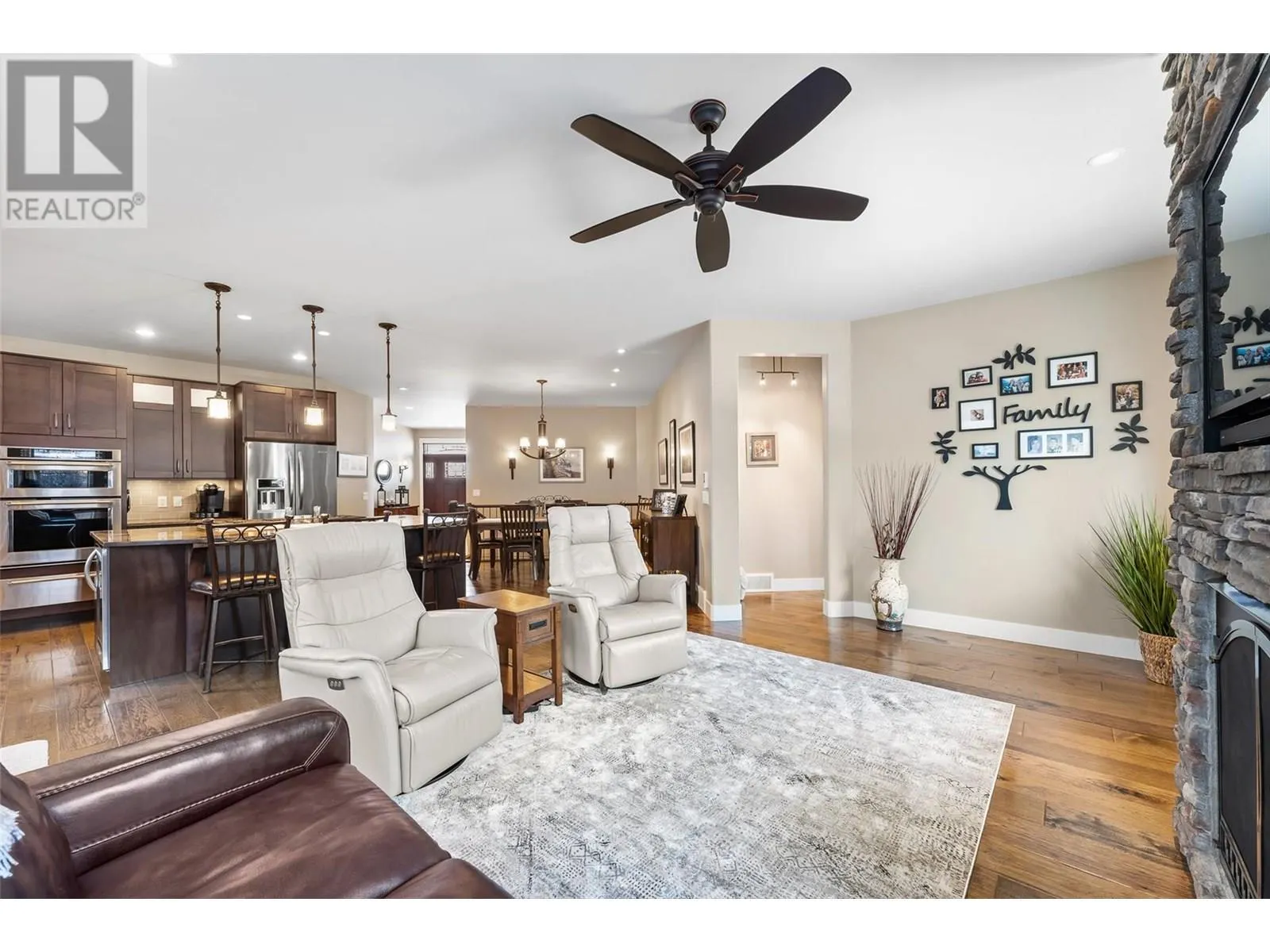 5090 Twinflower Crescent