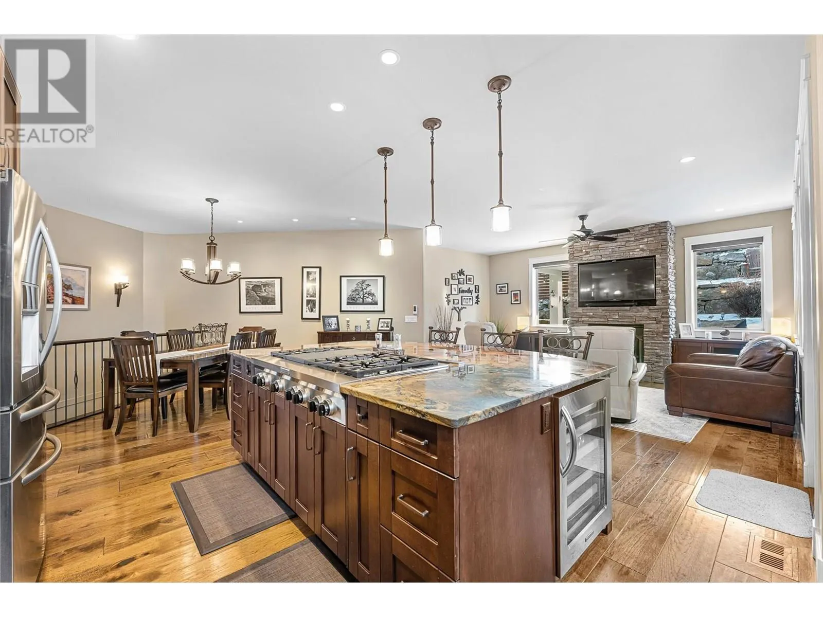 5090 Twinflower Crescent