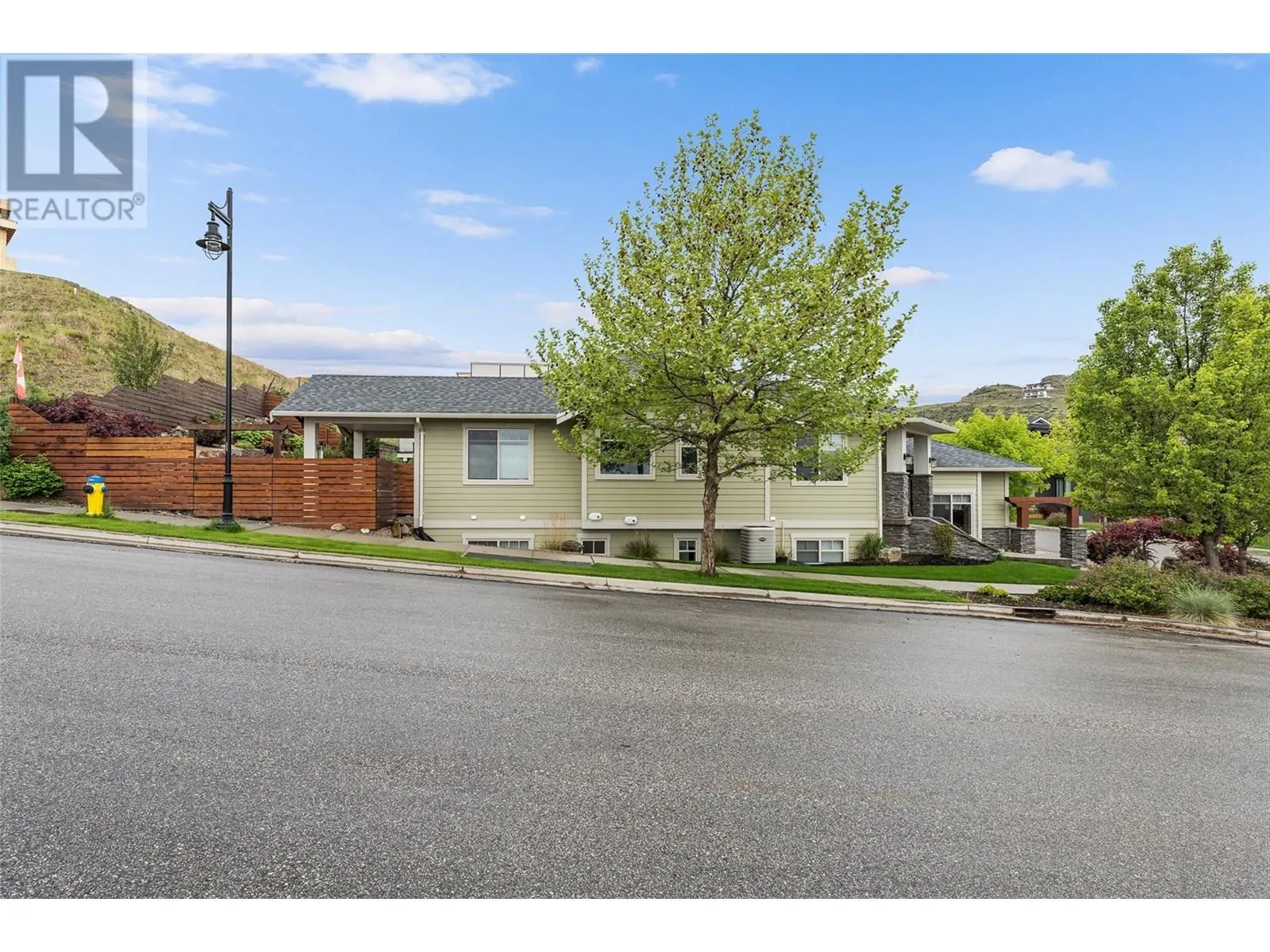 5090 Twinflower Crescent
