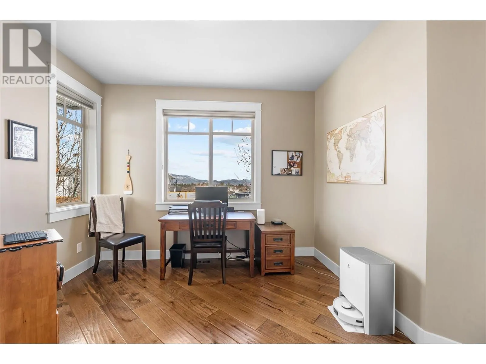 5090 Twinflower Crescent