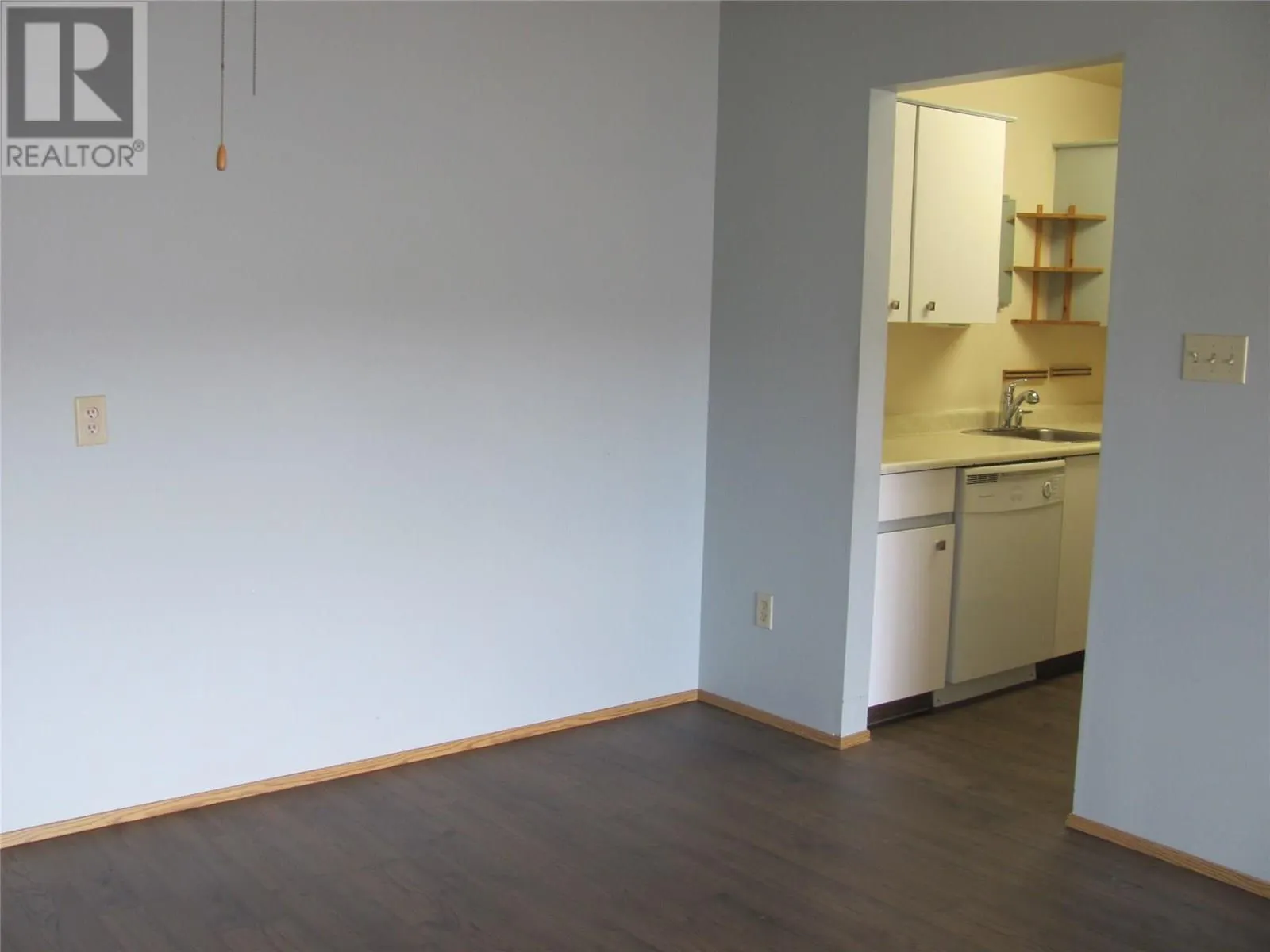 3704 27 Avenue Unit# 220