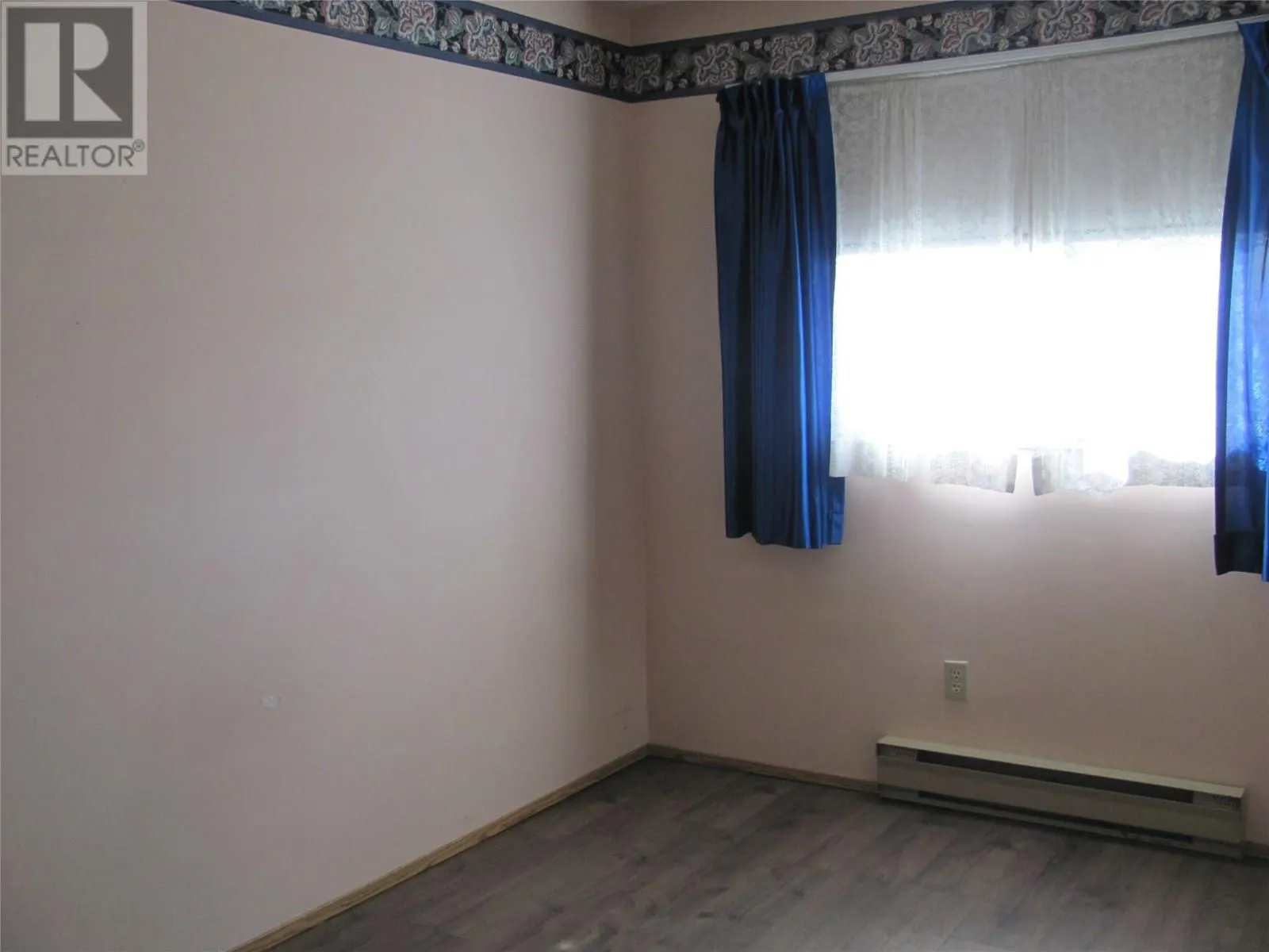 3704 27 Avenue Unit# 220