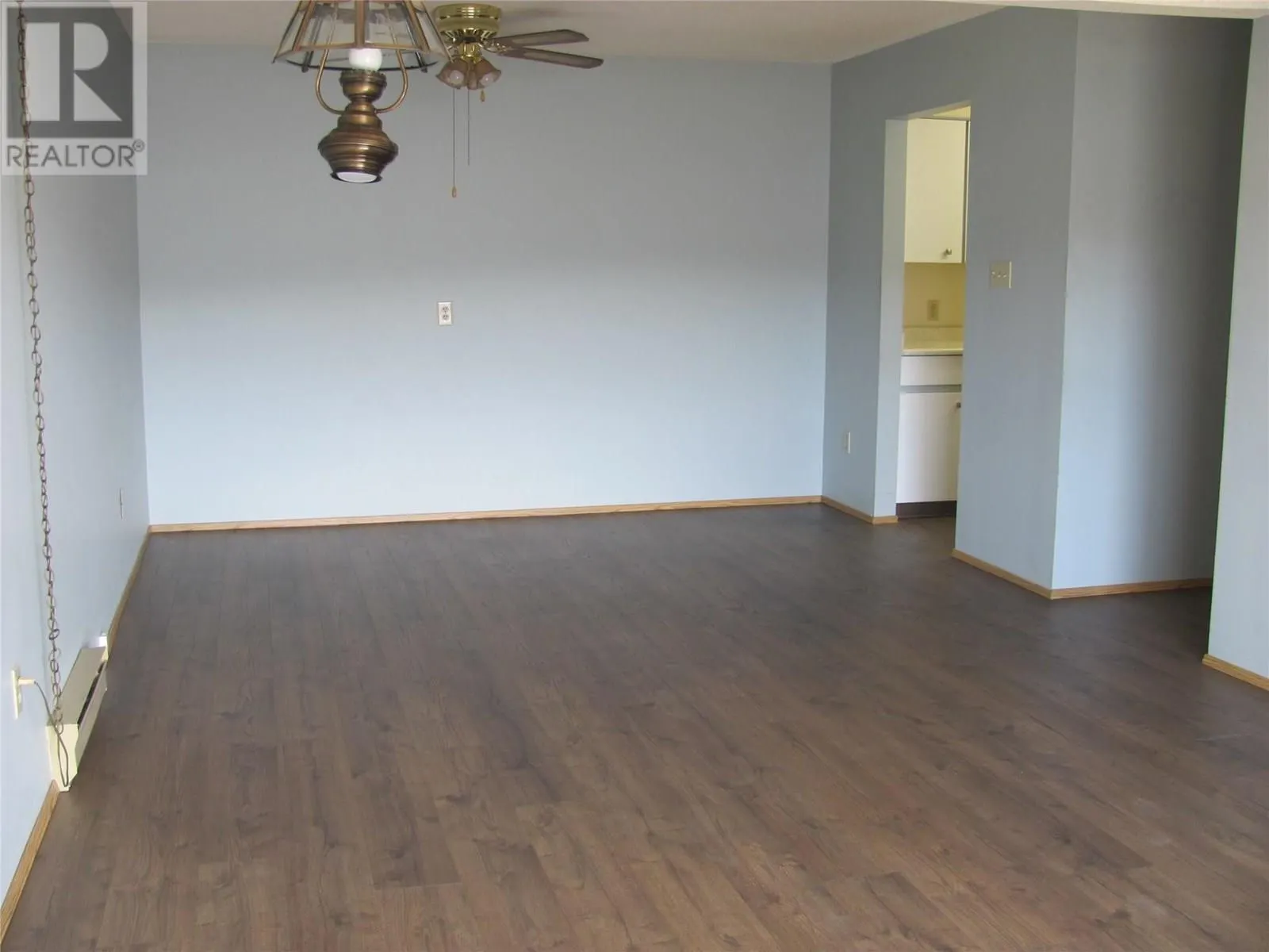 3704 27 Avenue Unit# 220