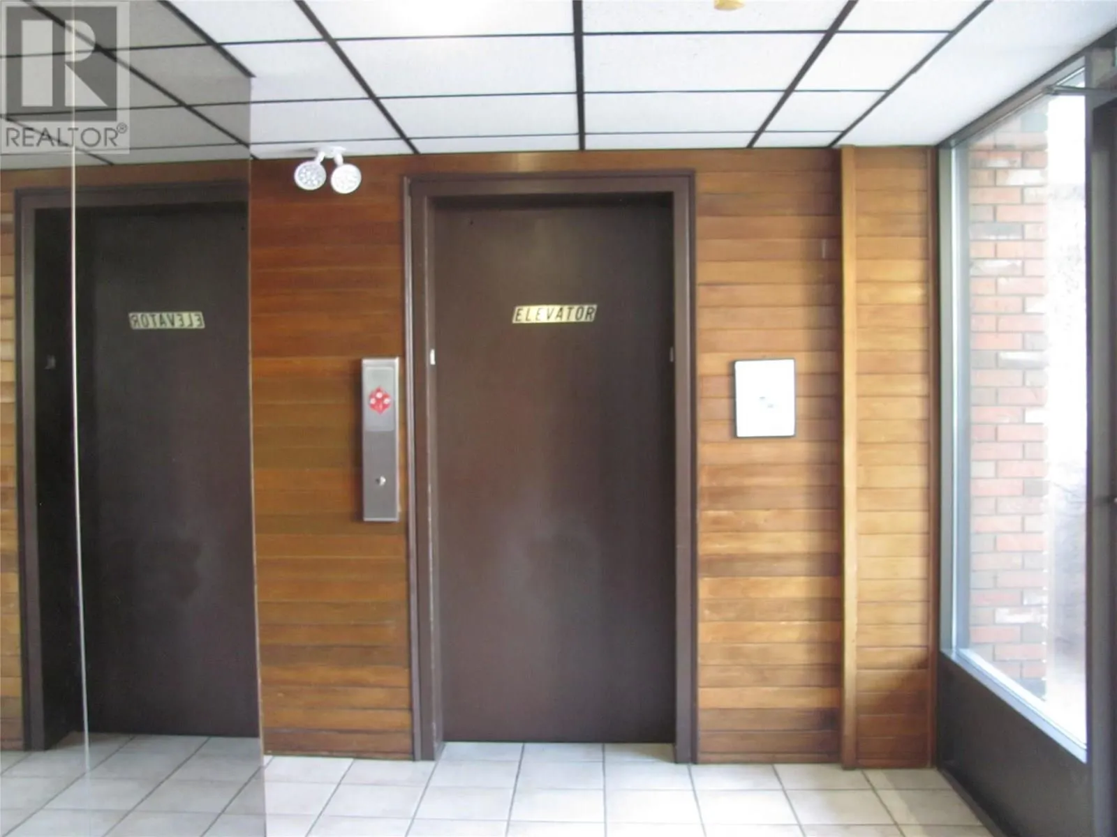 3704 27 Avenue Unit# 220