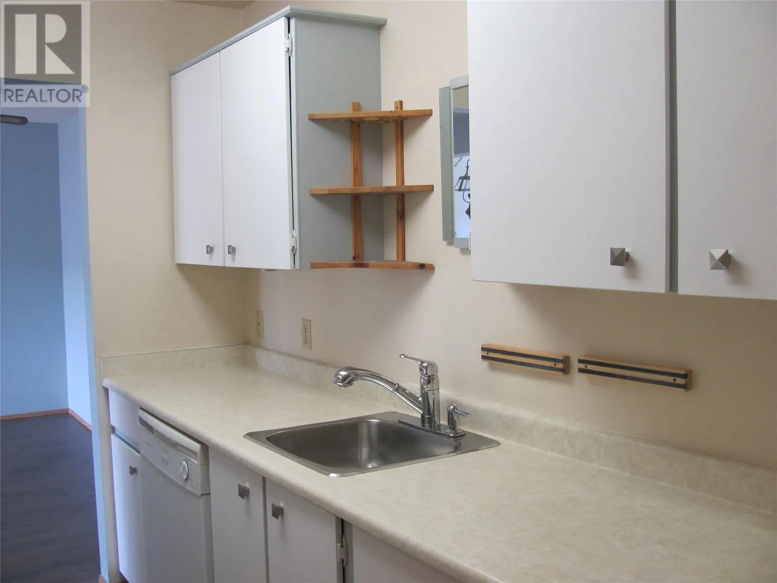 3704 27 Avenue Unit# 220