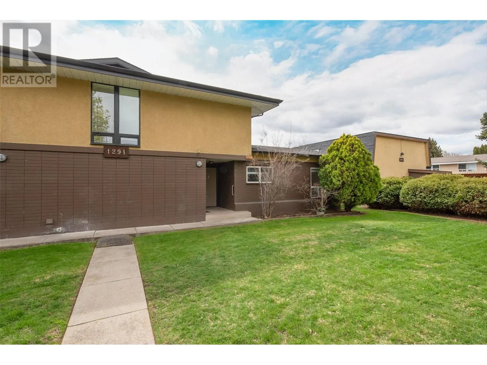 1291 Bernard Avenue Unit# 1