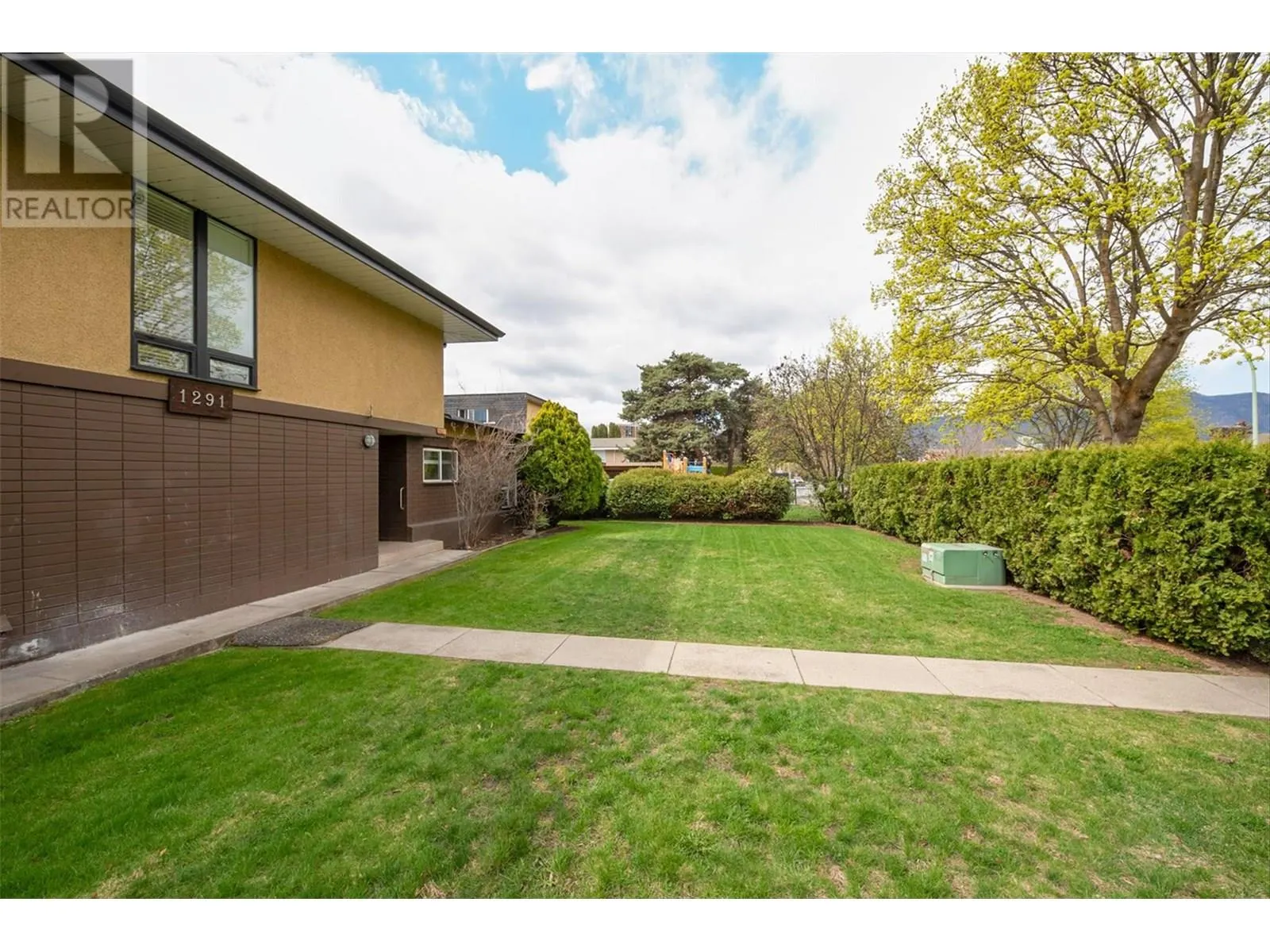 1291 Bernard Avenue Unit# 1