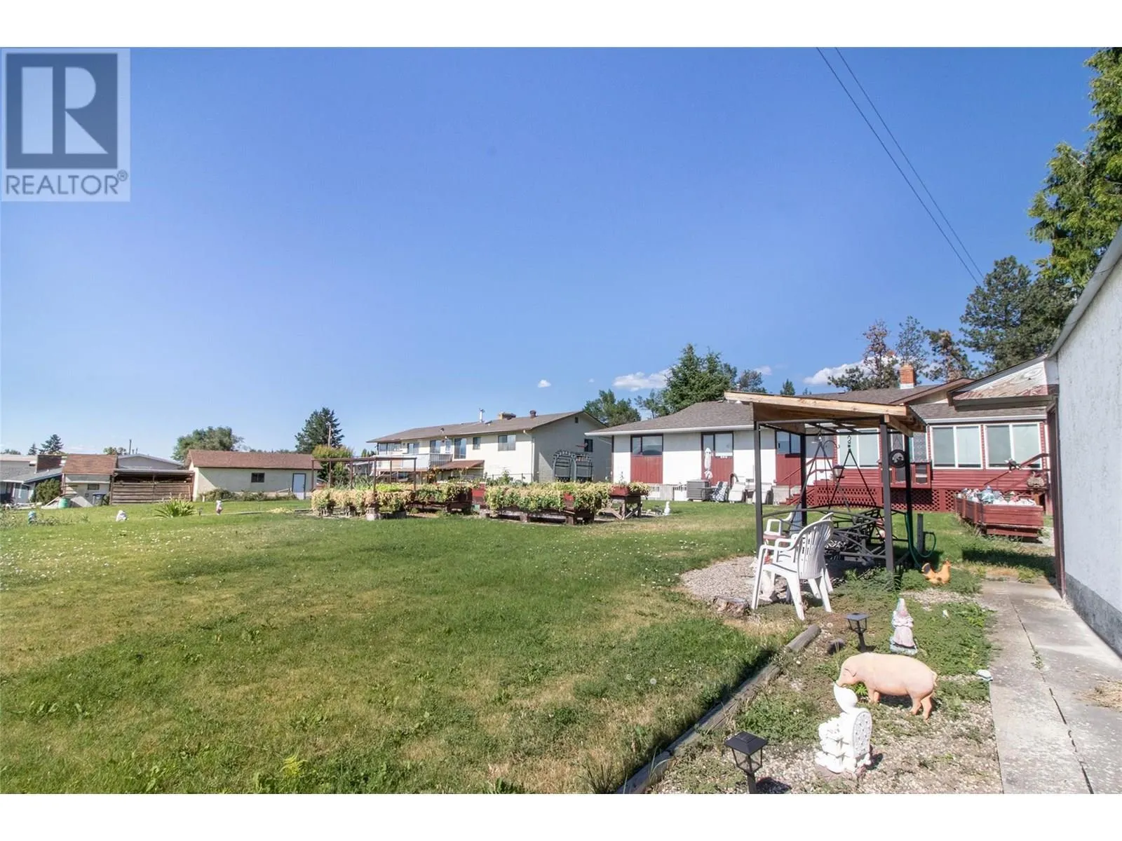 460 Dougall Road S