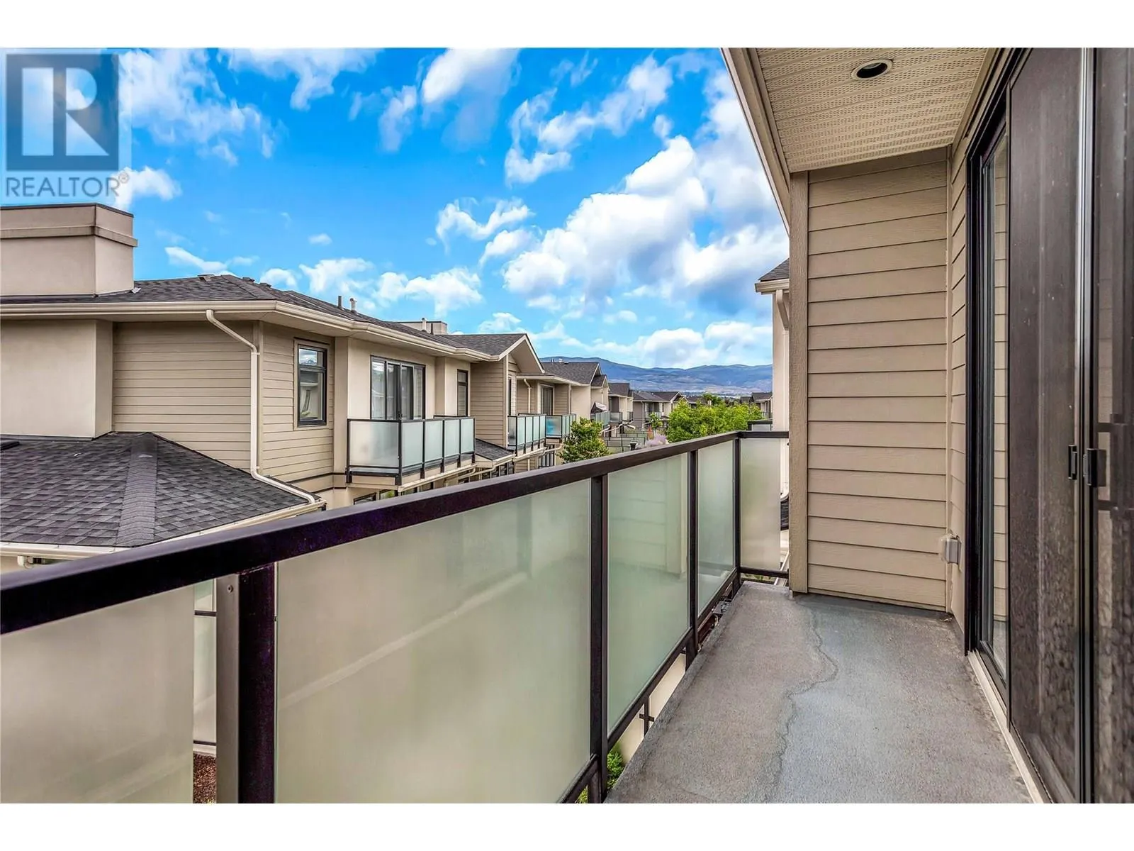 1102 Cameron Avenue Unit# 9