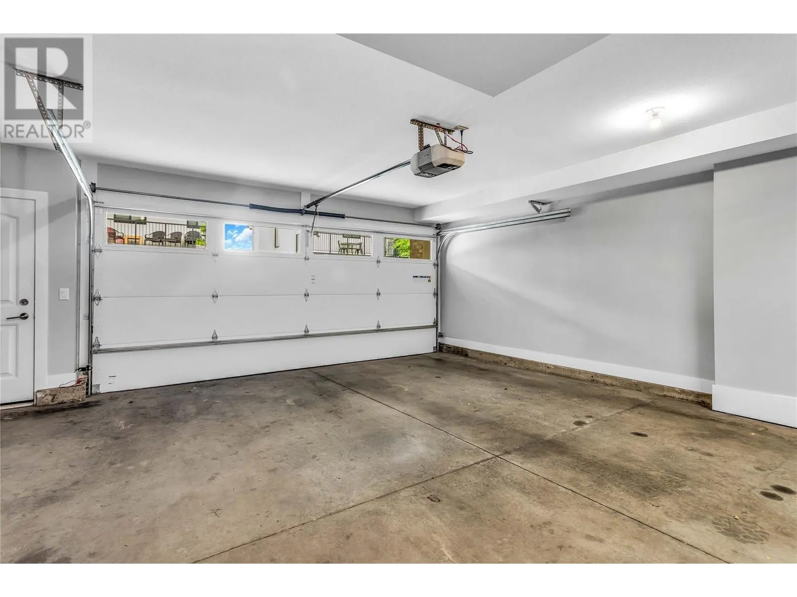 1102 Cameron Avenue Unit# 9