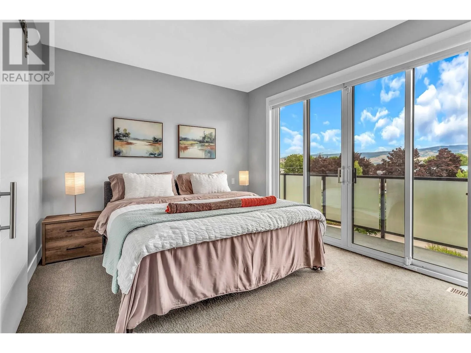 1102 Cameron Avenue Unit# 9