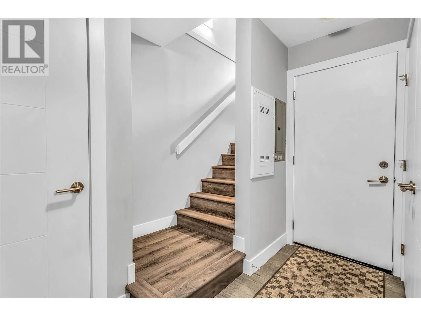 1102 Cameron Avenue Unit# 9