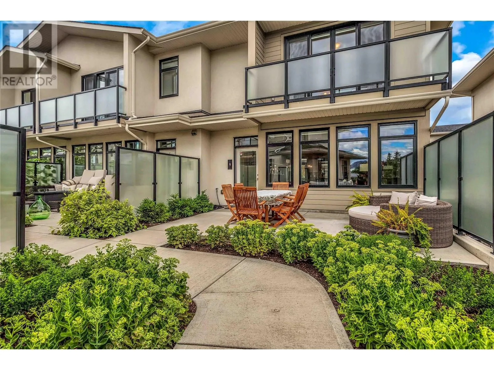 1102 Cameron Avenue Unit# 9