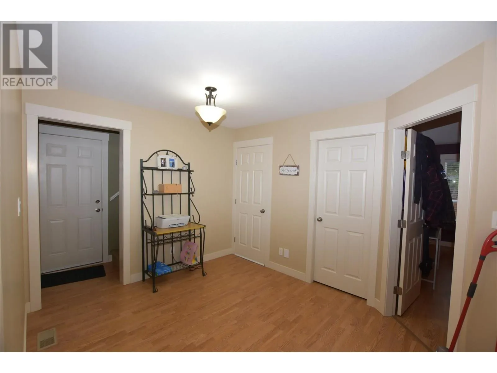 458 Ibis Avenue