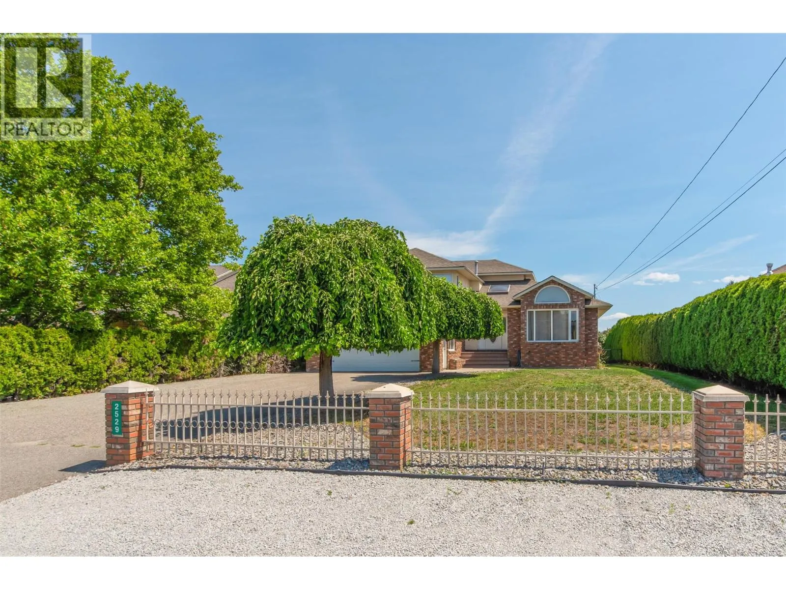 2529 Thacker Drive
