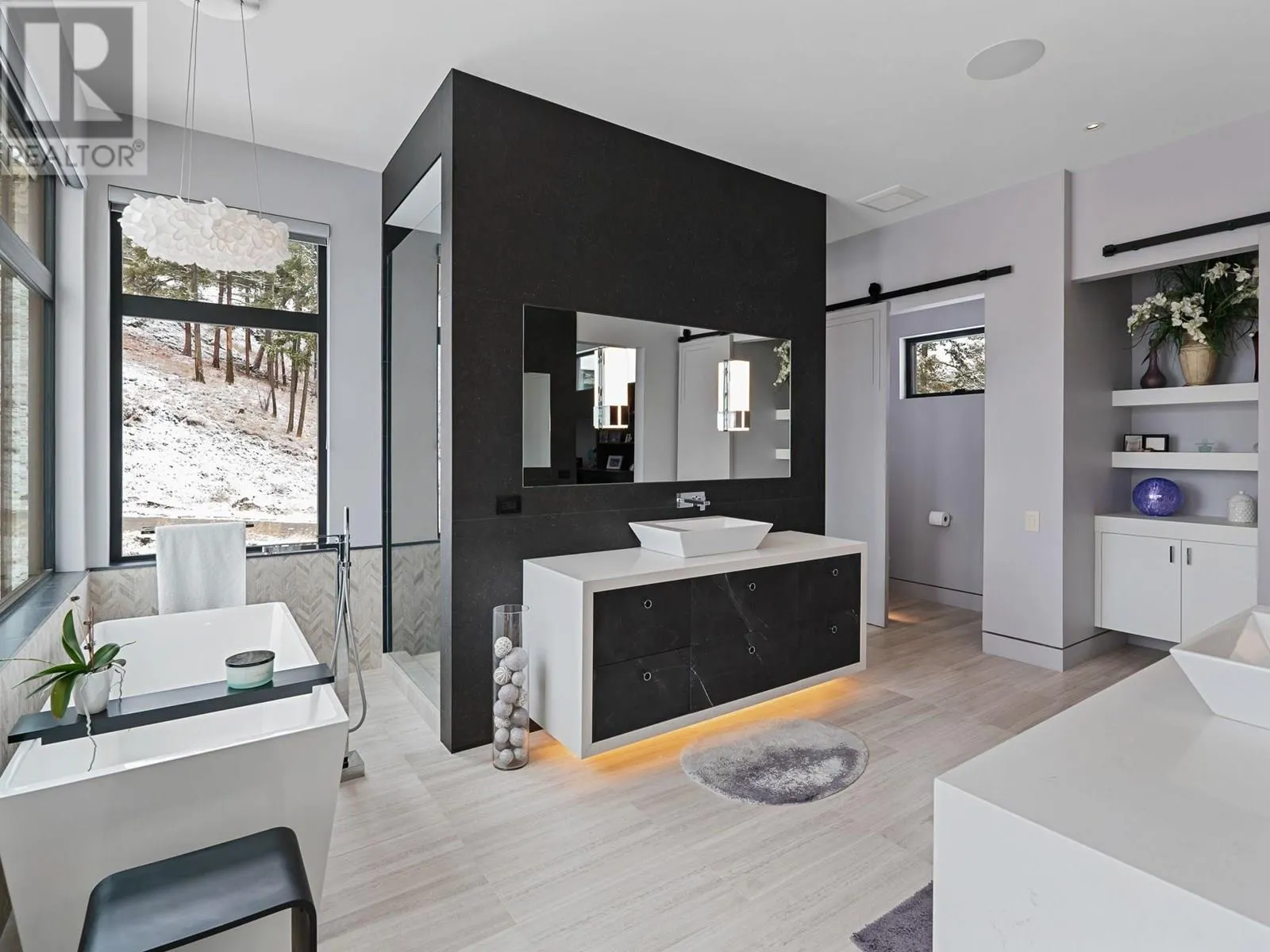 722 Highpointe Place