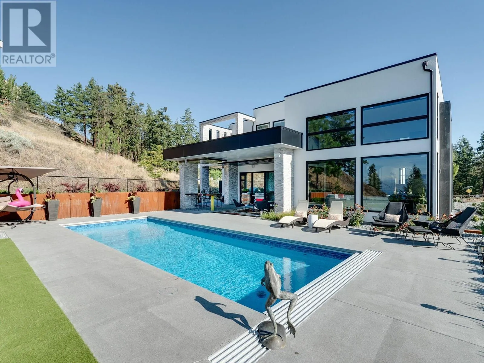 722 Highpointe Place