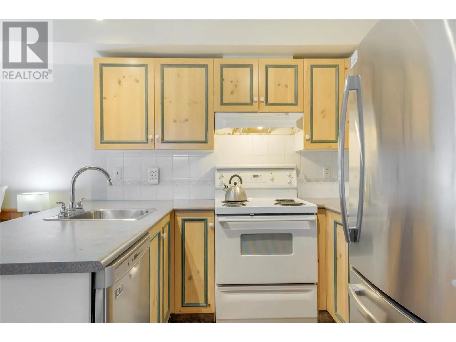 3185 Via Centrale Drive Unit# 201