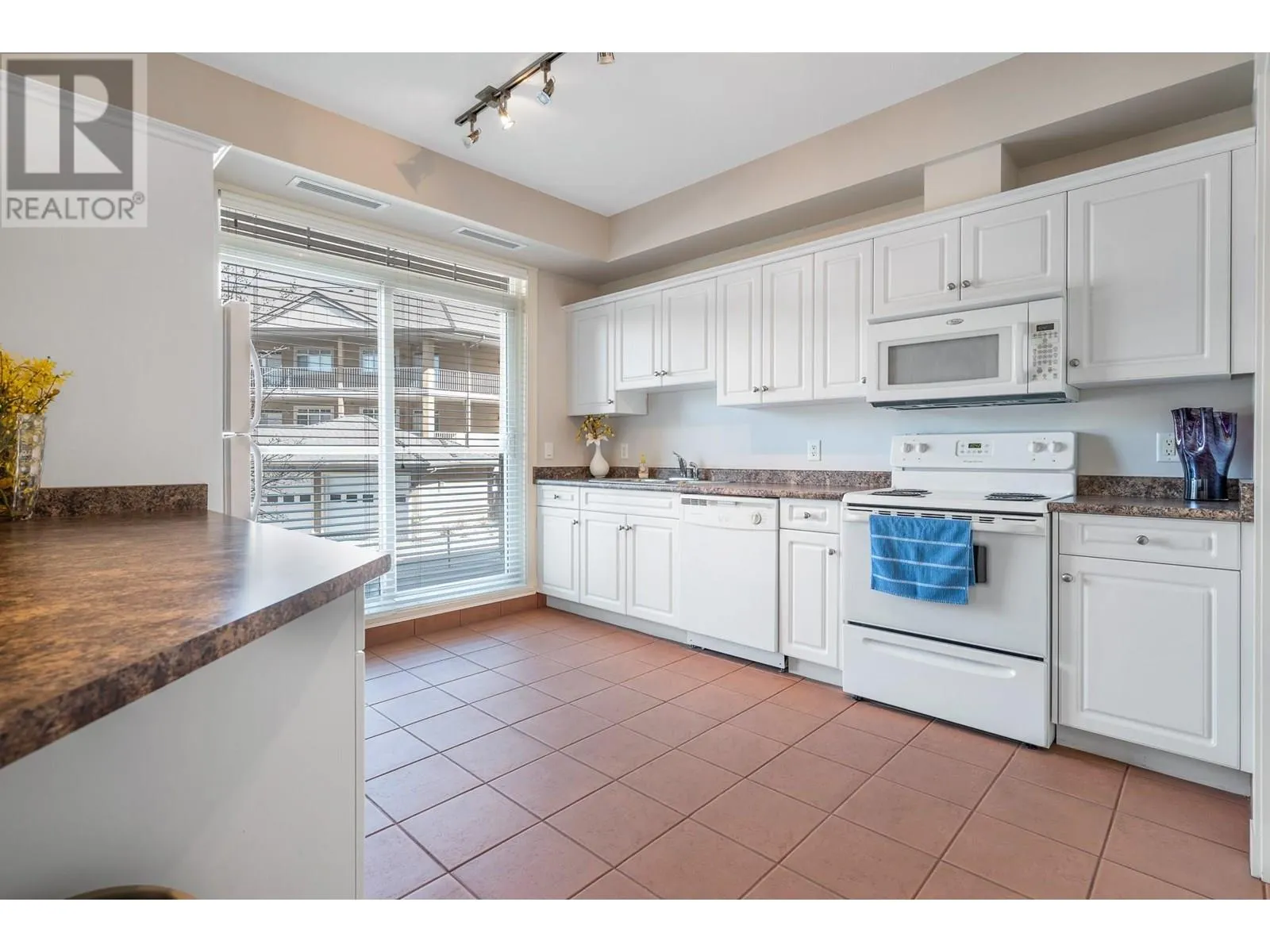 3550 Woodsdale Road Unit# 209