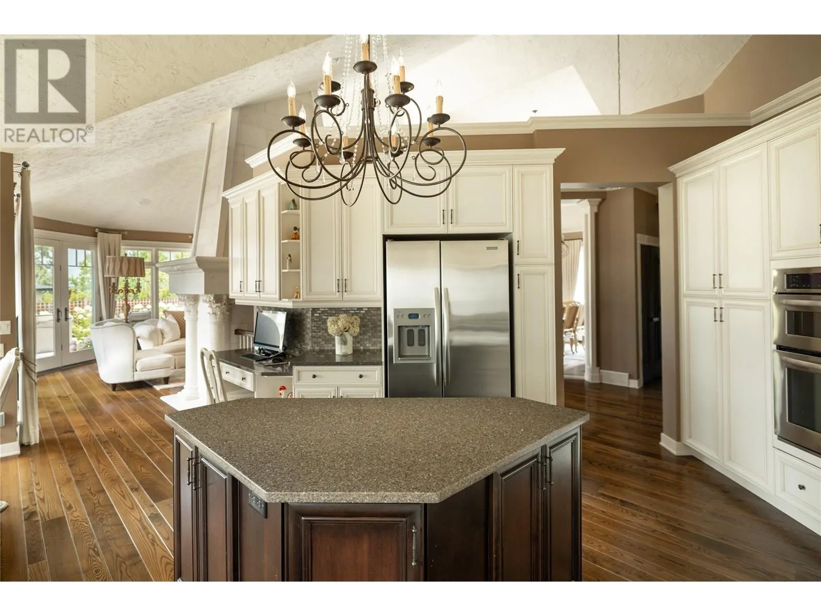 4768 CARMEL Crescent