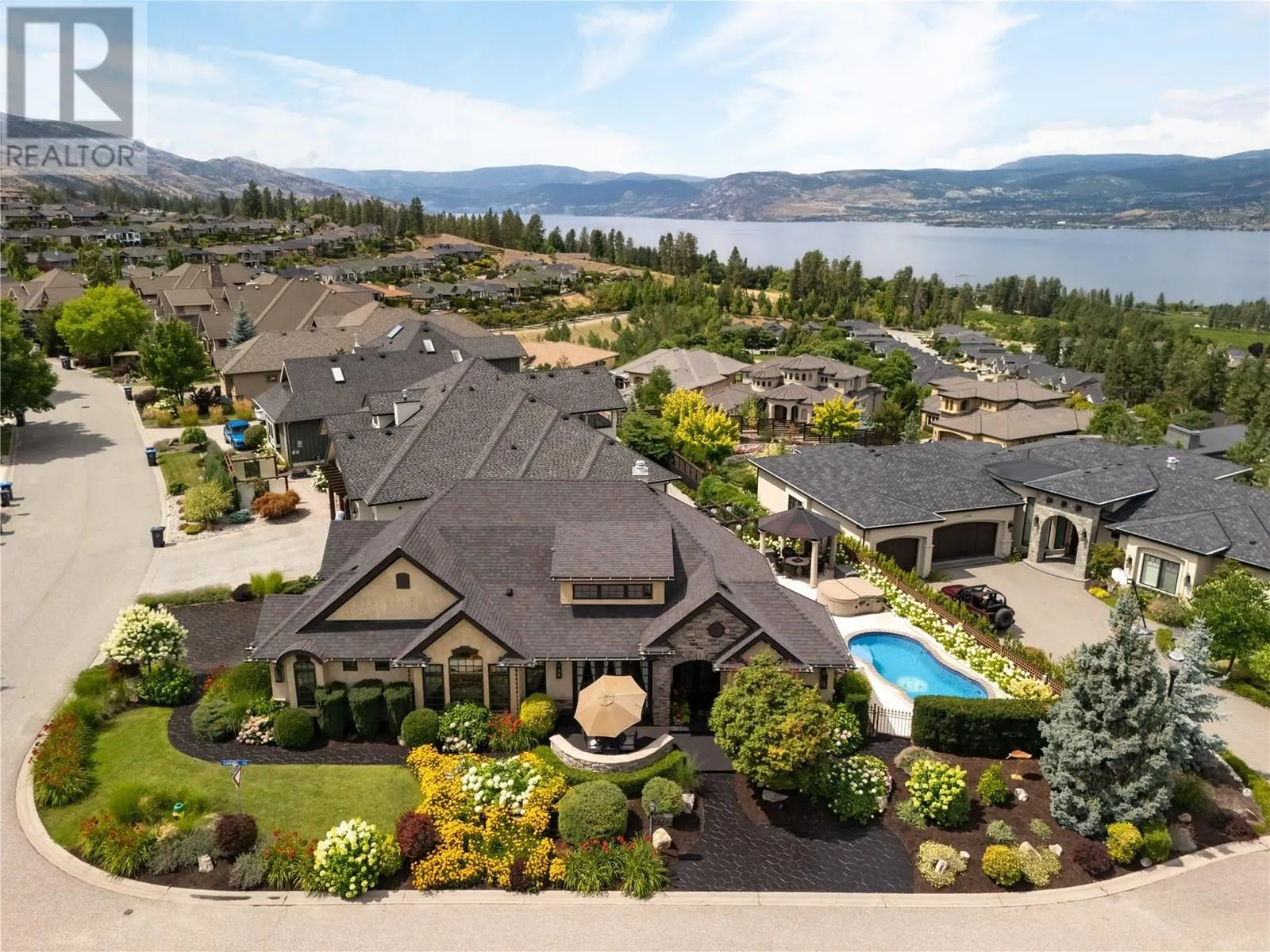 4768 CARMEL Crescent
