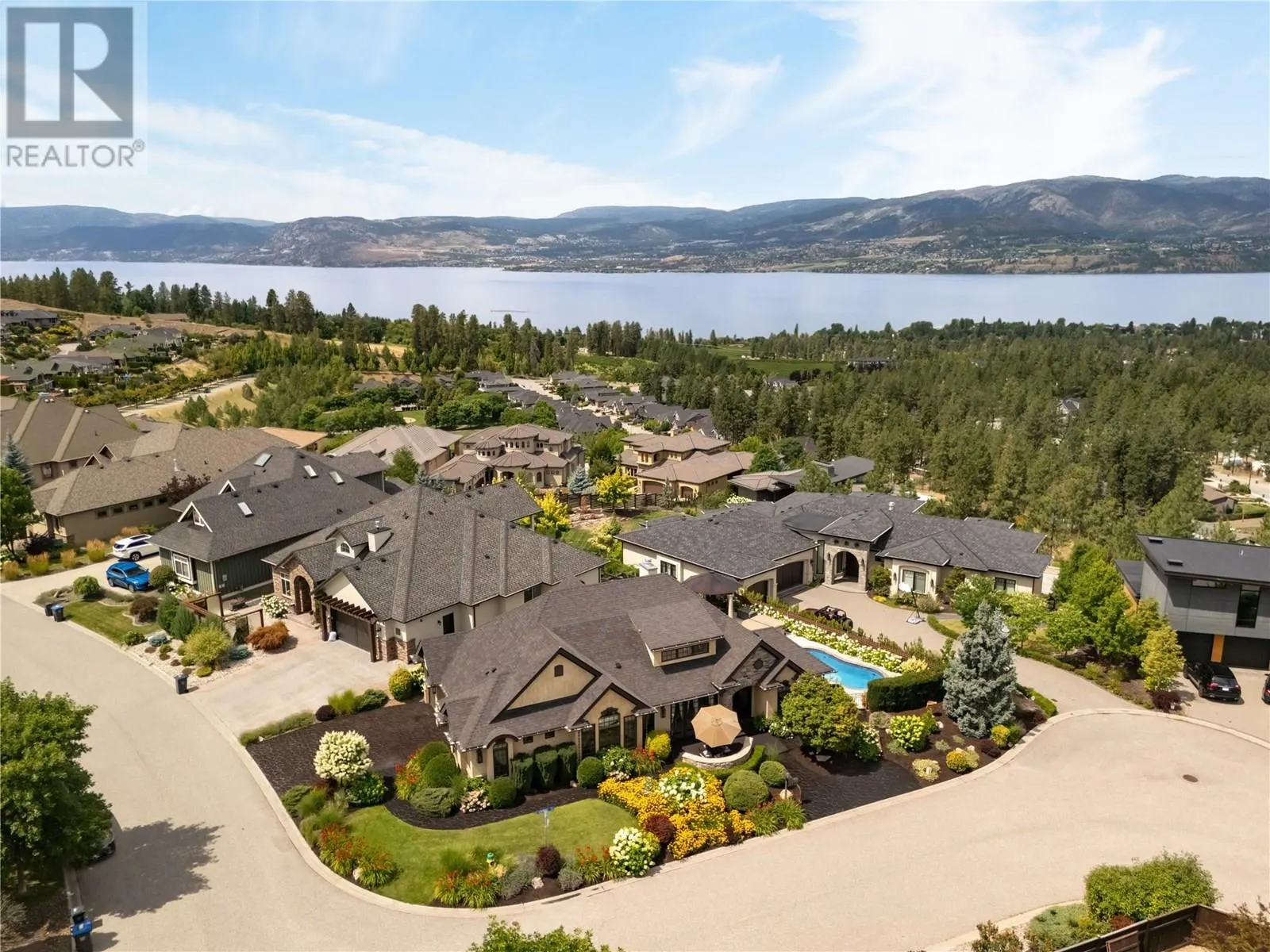 4768 CARMEL Crescent