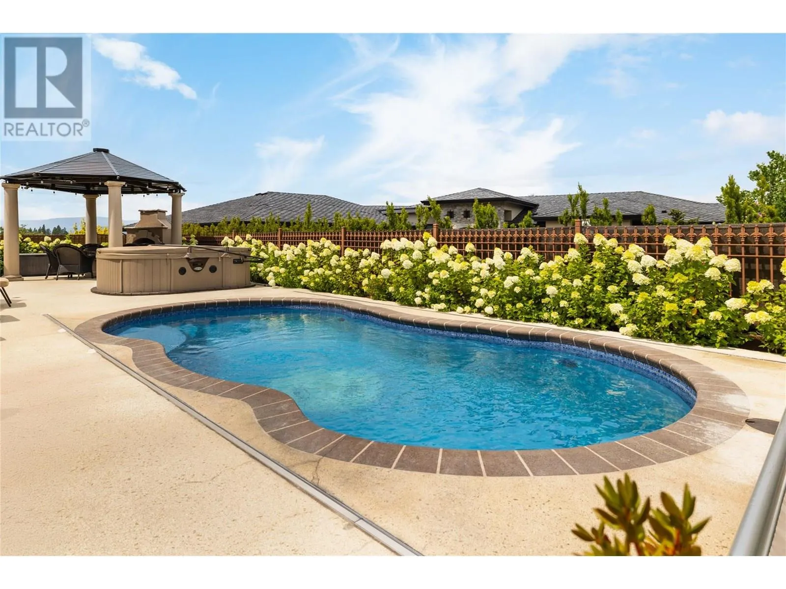 4768 CARMEL Crescent