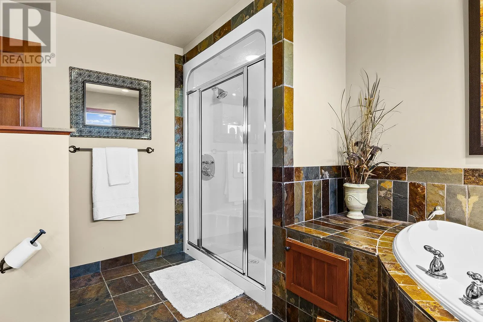 1682 Larkridge Court