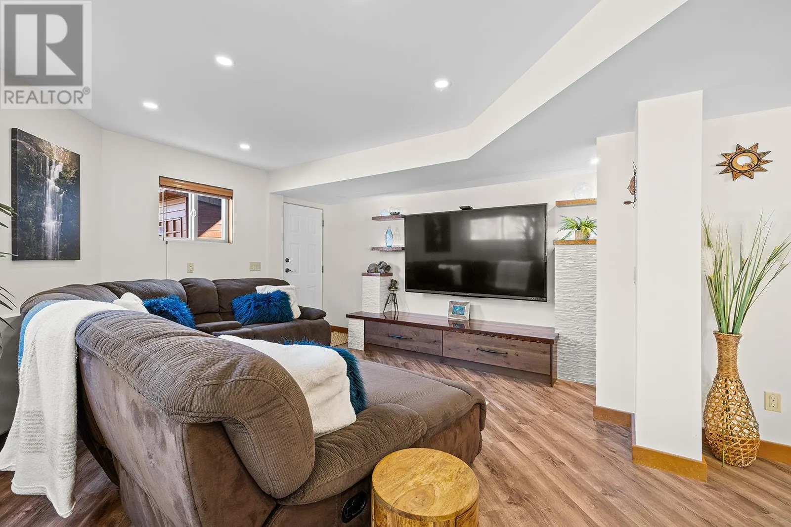 1682 Larkridge Court