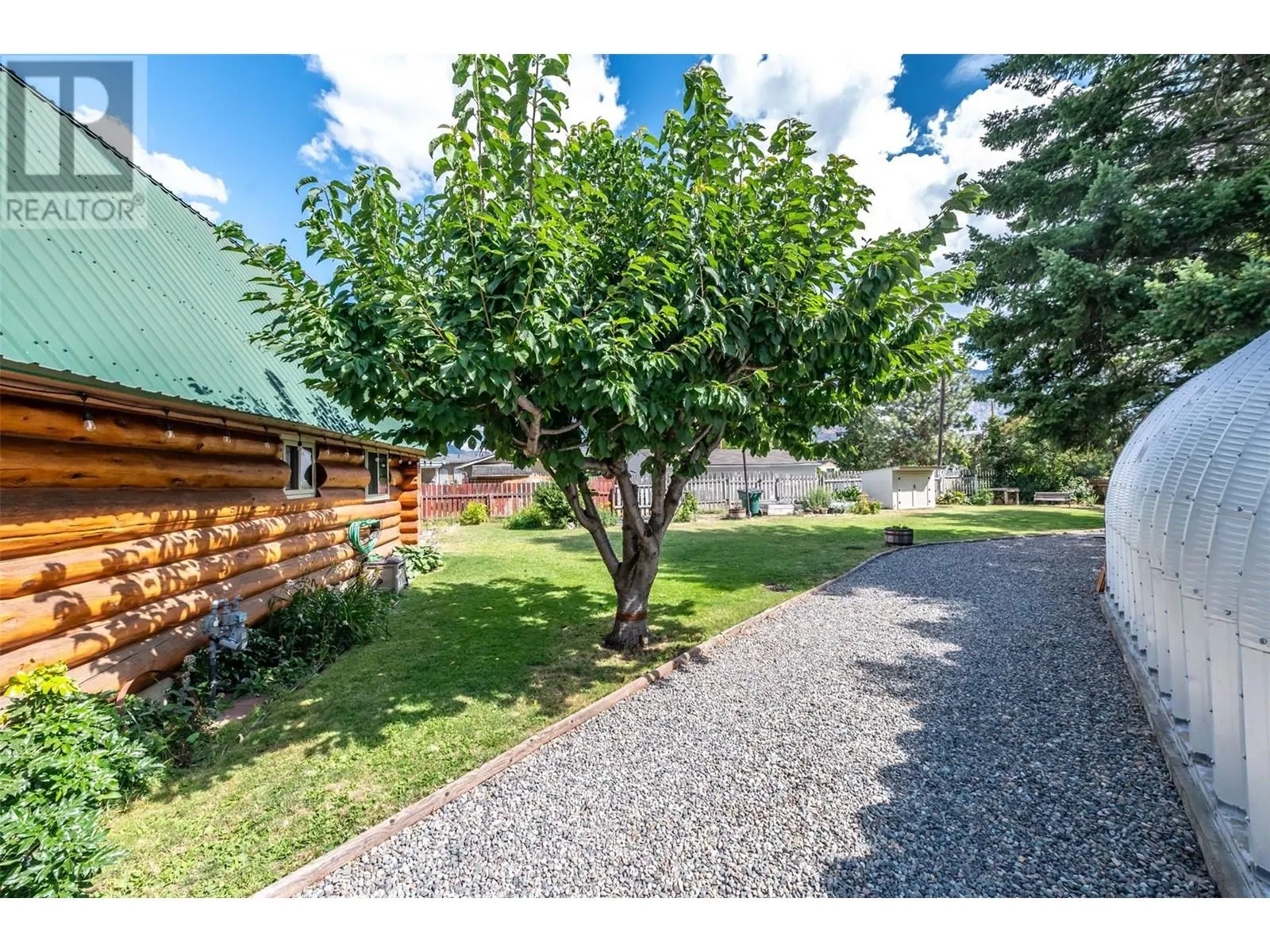 1230 Sykes Crescent